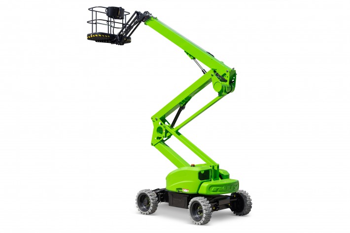 HR21 4x4 Hybrid at APEX 2026 Nacelle hybride Niftylift HR21 4x4 à APEX 2026