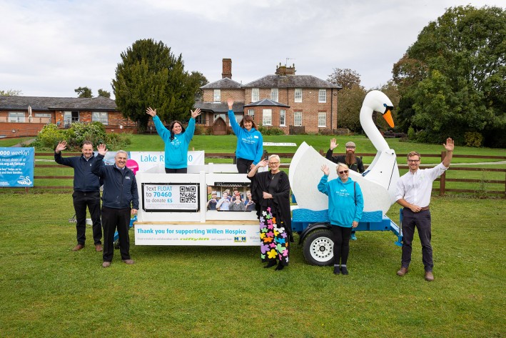 Niftylift's 'Sam the Swan' for Willen Hospice - Launch