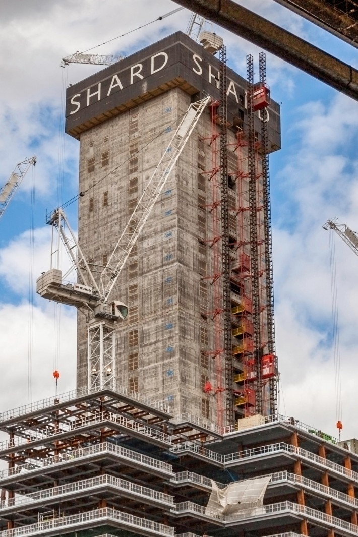 DeckRider® on The Shard Niftylift DeckRider in use during the construction of The Shard, London