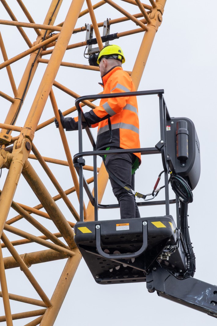Niftylift TM40S ToughCage platform with operator working at height